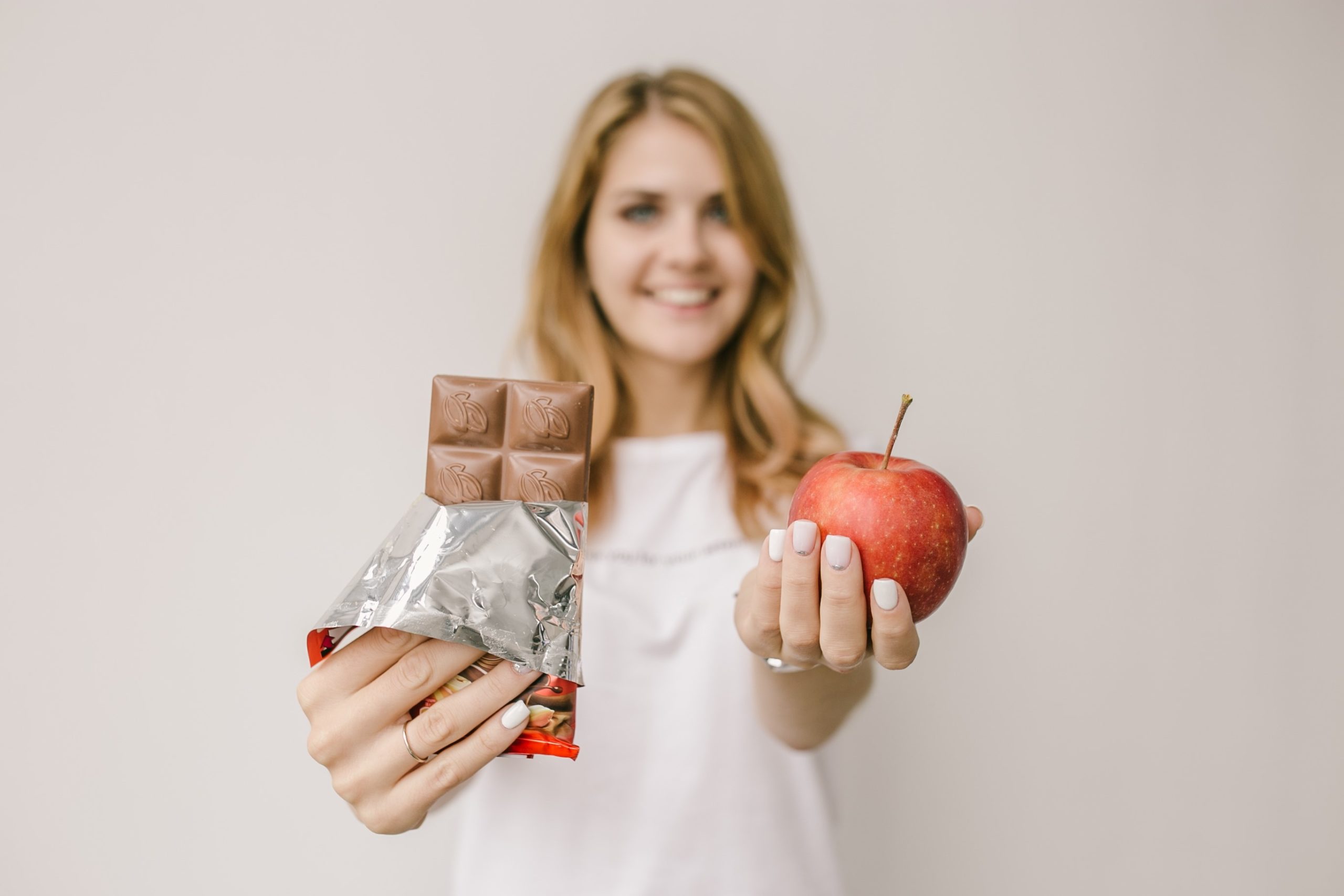 Alimentos que favorecen la salud bucal y la digestión