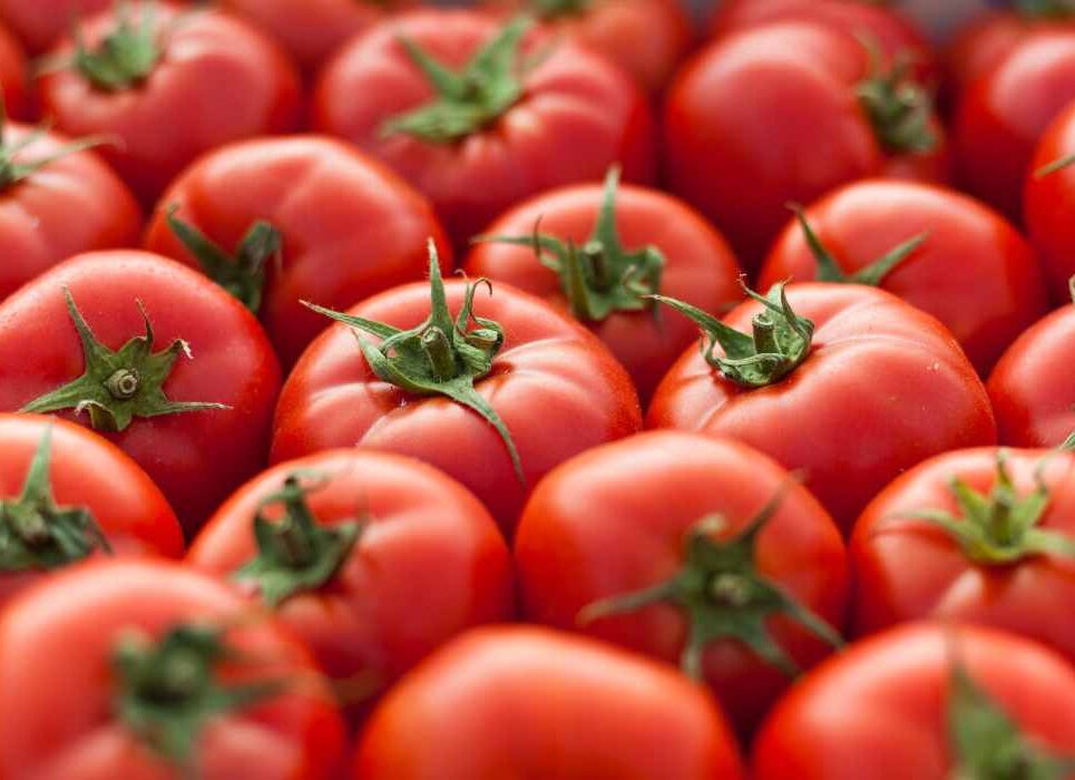 Tabla: Alimentos y bebidas que manchan los dientes y alternativas