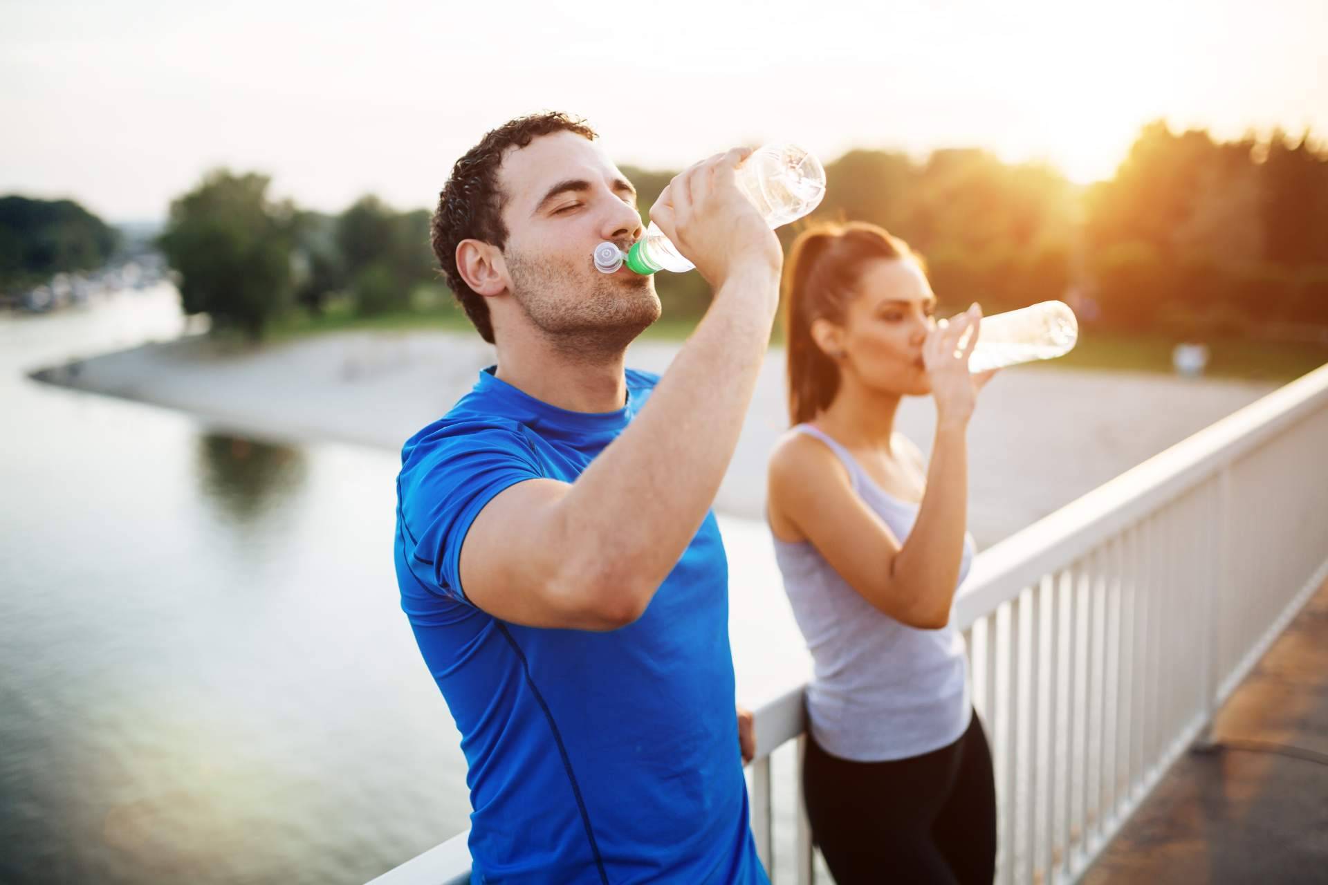 Alimentación y Hidratación: Claves para una Boca Sana