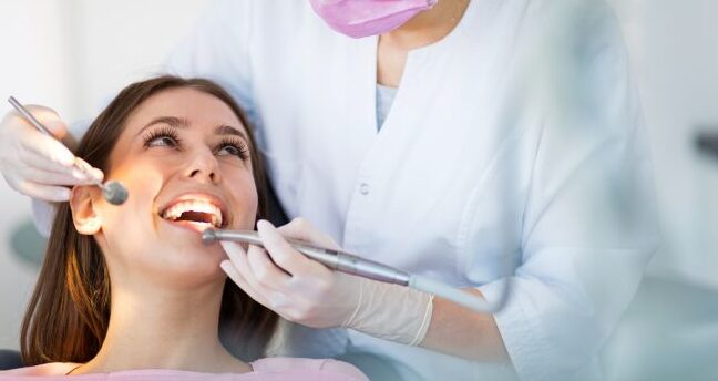 Clínica Dental Carlos Nespral mujer